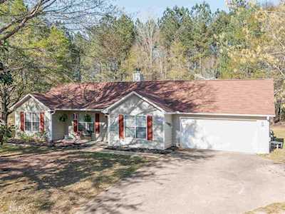 204 Knob Hill Dr Locust Grove, GA 30248