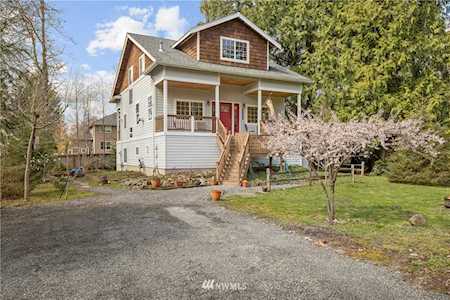 12207 156th Ave SE Renton, WA 98059