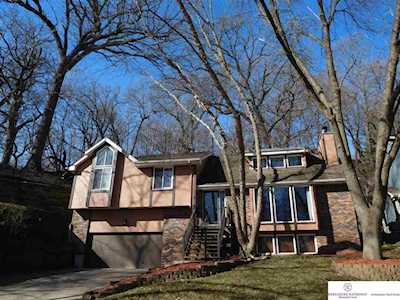 826 Hidden Hills Dr Bellevue, NE 68005