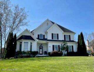 2303 Claymore Cir Louisville, KY 40245