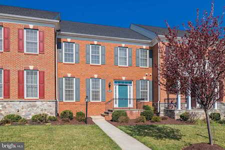 22997 Chertsey St Ashburn, VA 20148