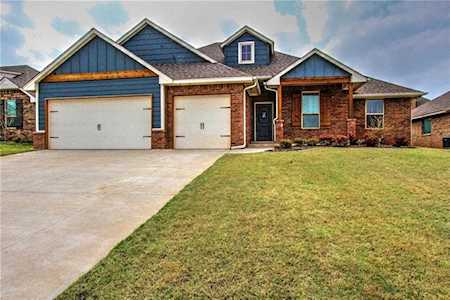 1405 N Storybrook Terrace Mustang, OK 73064