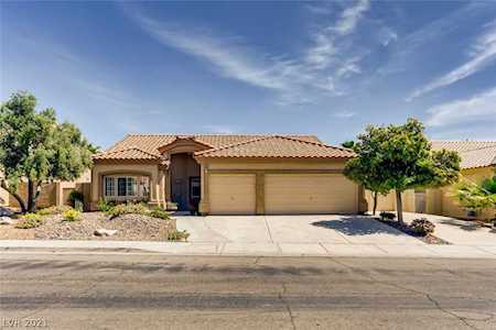 4330 Village Spring St Las Vegas, NV 89147