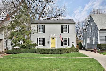 694 Hartford Street Worthington, OH 43085