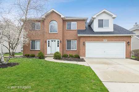 2307 Kentuck Ct Naperville, IL 60564