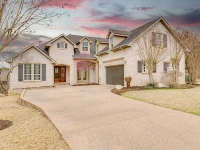 2225 Warbler WAY Austin, TX 78735