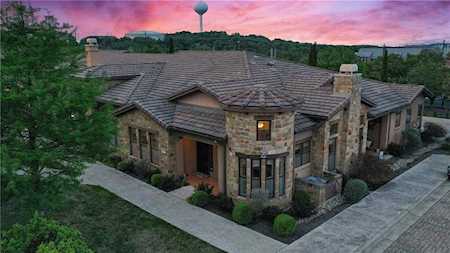 101 Rivalto CIR #4 Lakeway, TX 78734