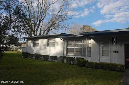 8015 Delaroche Dr Jacksonville, FL 32210