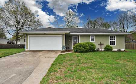 3136 W Countryside Dr Springfield, MO 65807