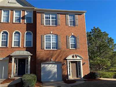4045 Edgecomb Dr #0 Roswell, GA 30075