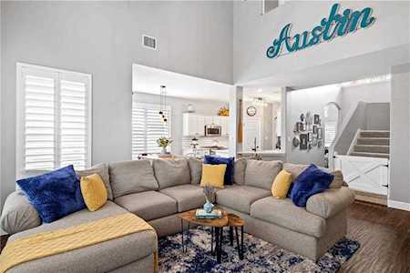 2621 Buckingham Gate TER Austin, TX 78748
