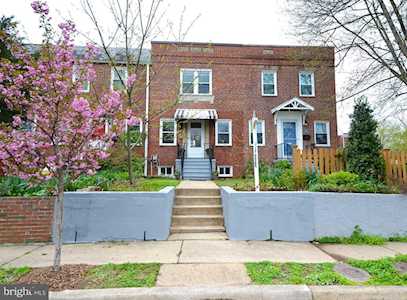 1608 Suter St Alexandria, VA 22314