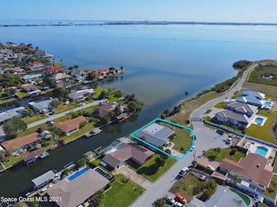 1756 Shore Drive Merritt Island, FL 32952