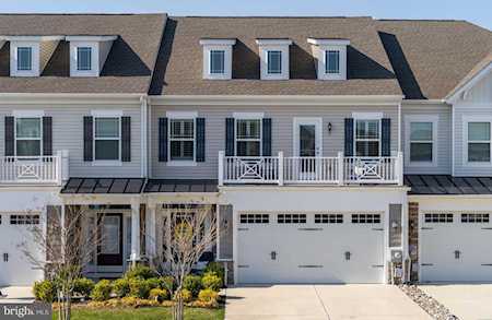 29 Scarborough Ln Ocean View, DE 19970