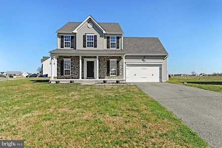 8 Tiburan Ct Felton, DE 19943