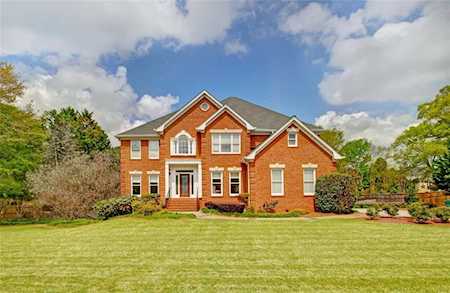 4465 Sirrocco Ln SW Lilburn, GA 30047