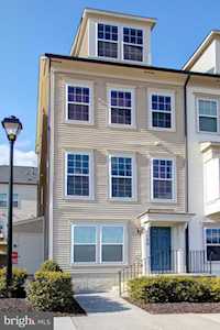 120 Prado Ln #2301 Clarksburg, MD 20871