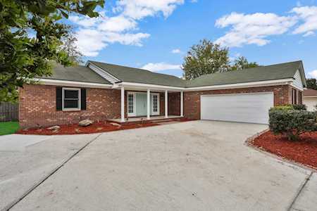 5823 Swamp Fox Rd Jacksonville, FL 32210