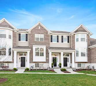 2943 Madison Dr Naperville, IL 60565