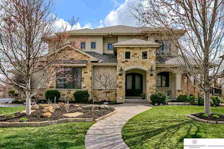 21313 Hickory St Omaha, NE 68022