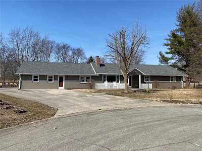 370 E Olivia Ct Alexandria, IN 46001