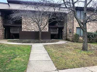 146 Cross Slope Court Manalapan, NJ 07726