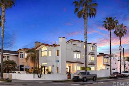202 19th Street Huntington Beach, CA 92648
