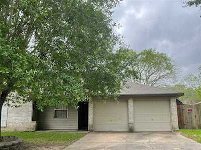 3908 Junker St Rosenberg, TX 77471