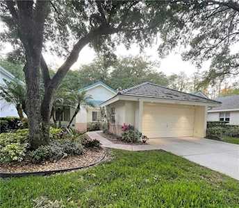 15878 Sanctuary Dr Tampa, FL 33647
