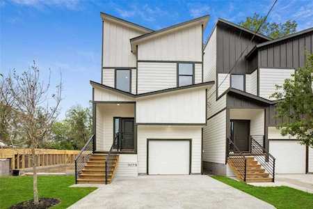 1407 E 33rd St Houston, TX 77022