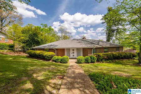 2609 Mountain Woods Drive Vestavia Hills, AL 35216