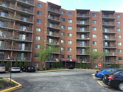 1 Bloomingdale Place #215 Bloomingdale, IL 60108