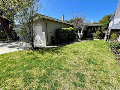2809 Oak Avenue Manhattan Beach, CA 90266