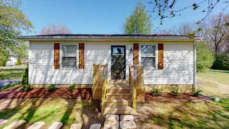 126 New Deal Potts Rd Cottontown, TN 37048