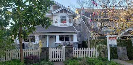 1989 W 14th Avenue Vancouver, BC V6J 2K1