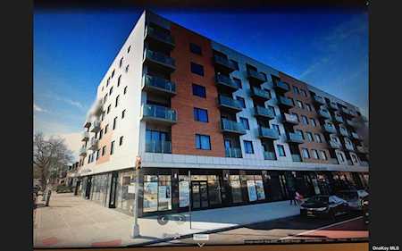 62-98 Woodhaven Boulevard Middle Village, NY 11379