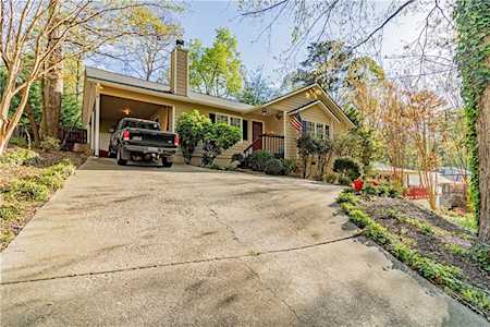 1790 Falcon Creek Trl Cumming, GA 30041