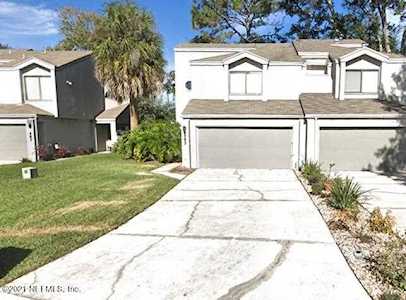 483 Selva Lakes Cir Atlantic Beach, FL 32233
