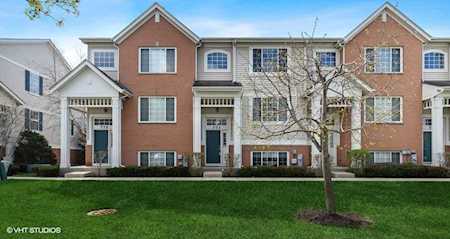 773 Sanborn St Des Plaines, IL 60016