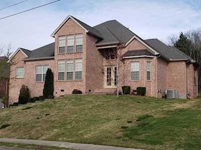 1616 Brookvalley Cir Mount Juliet, TN 37122