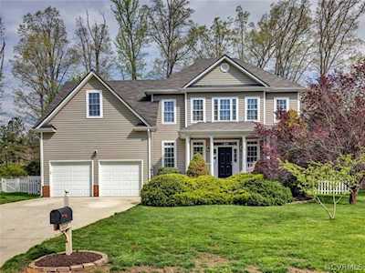 16024 Hampton Meadows Ct Chesterfield, VA 23832