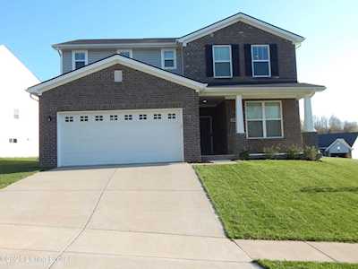 1042 Autumn Crest Ln Louisville, KY 40245