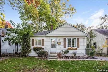 18226 Garfield Redford Twp, MI 48240