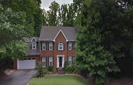 210 Pommel Ct Roswell, GA 30075