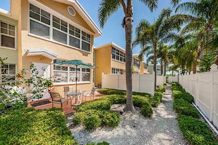 19417 Gulf Blvd #F-107 Indian Shores, FL 33785