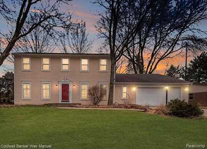 41944 Baintree Circle Northville Twp, MI 48168