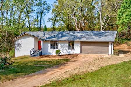 2782 Lakeview Ct Buford, GA 30519