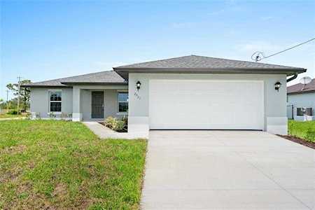 4857 Skrip Ave North Port, FL 34288