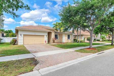 6163 SW 191st Ave Pembroke Pines, FL 33332