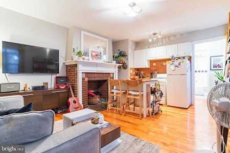 1810 Pine St #1 R Philadelphia, PA 19103